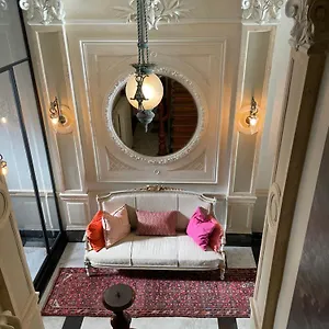 huis-dujardin-bedbreakfast.hotelsghent.com/